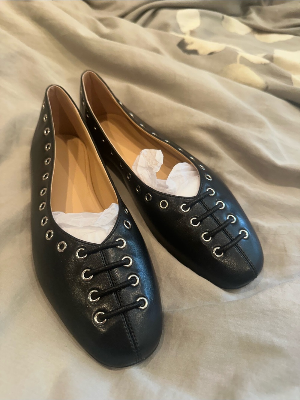 Classic Black Eyelet-Trim Women’s Ballet Flats